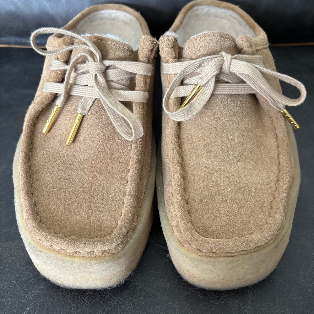 Clark's shearling mules